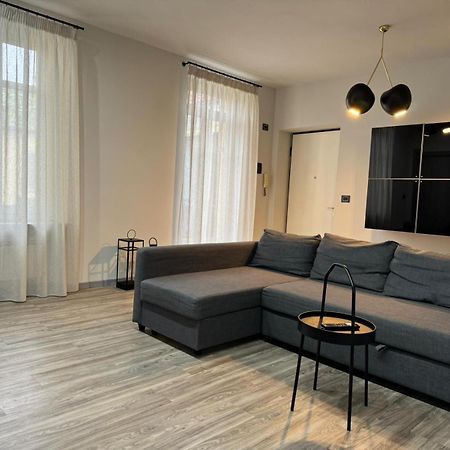 Le Tre Ca', Ca' Cecilia, Ca' Nina, Ca' Vittoria Apartment Asti Ngoại thất bức ảnh