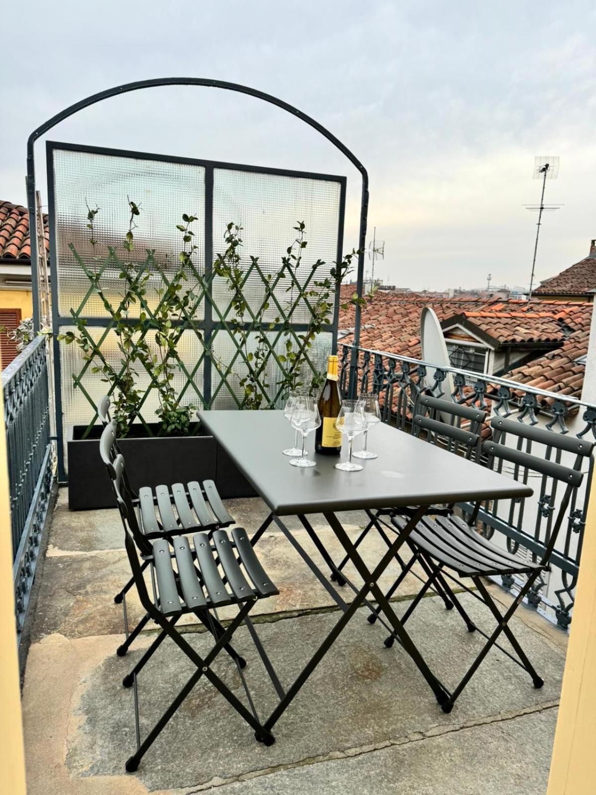 Le Tre Ca', Ca' Cecilia, Ca' Nina, Ca' Vittoria Apartment Asti Ngoại thất bức ảnh