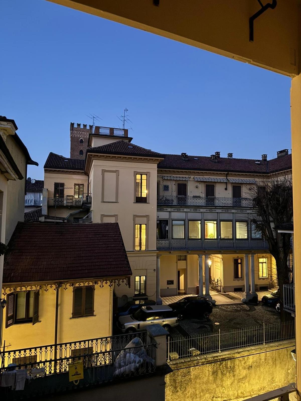 Le Tre Ca', Ca' Cecilia, Ca' Nina, Ca' Vittoria Apartment Asti Ngoại thất bức ảnh