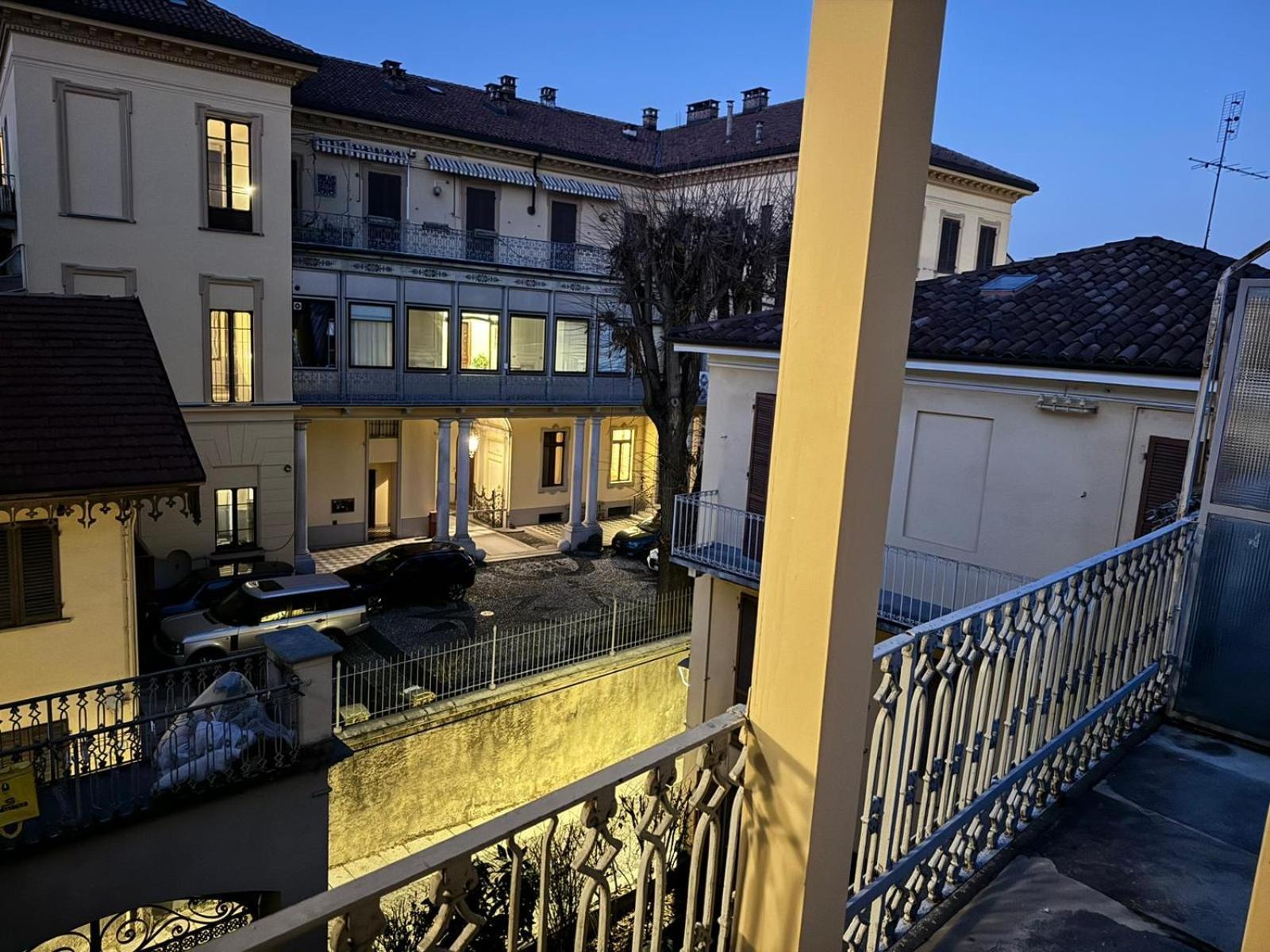 Le Tre Ca', Ca' Cecilia, Ca' Nina, Ca' Vittoria Apartment Asti Ngoại thất bức ảnh