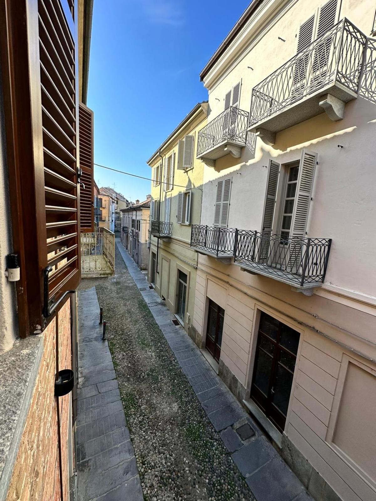 Le Tre Ca', Ca' Cecilia, Ca' Nina, Ca' Vittoria Apartment Asti Ngoại thất bức ảnh
